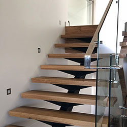 STair, cutstring, spotted gum