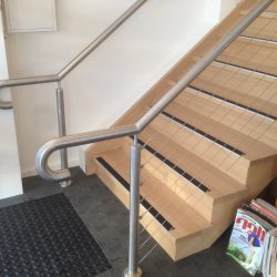 Stair, comercial, handrail